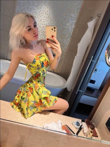 Юна